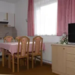 Konukevi & Fortin 3*